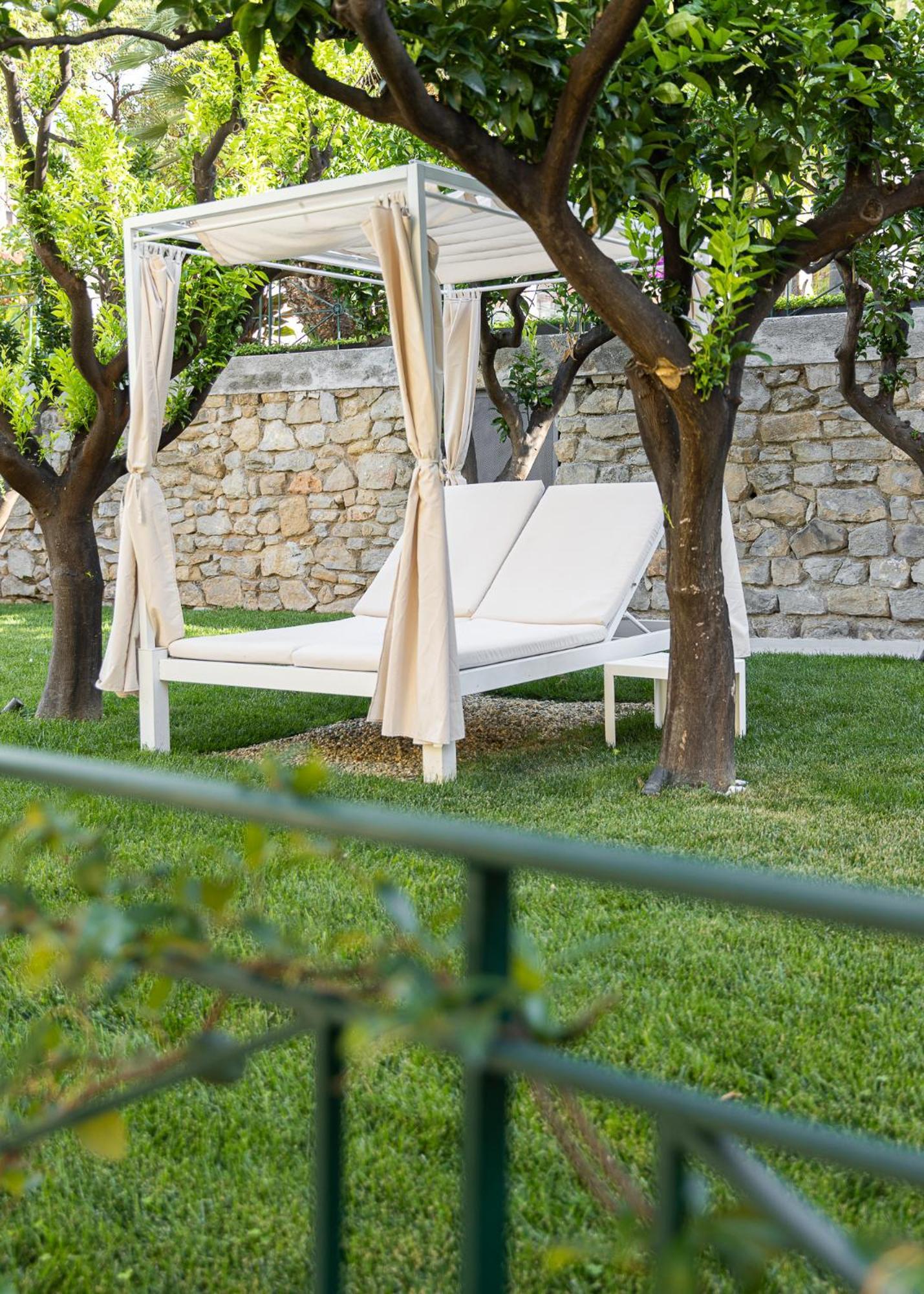 Hotel Villa Elisa & Spa Bordighera Bagian luar foto