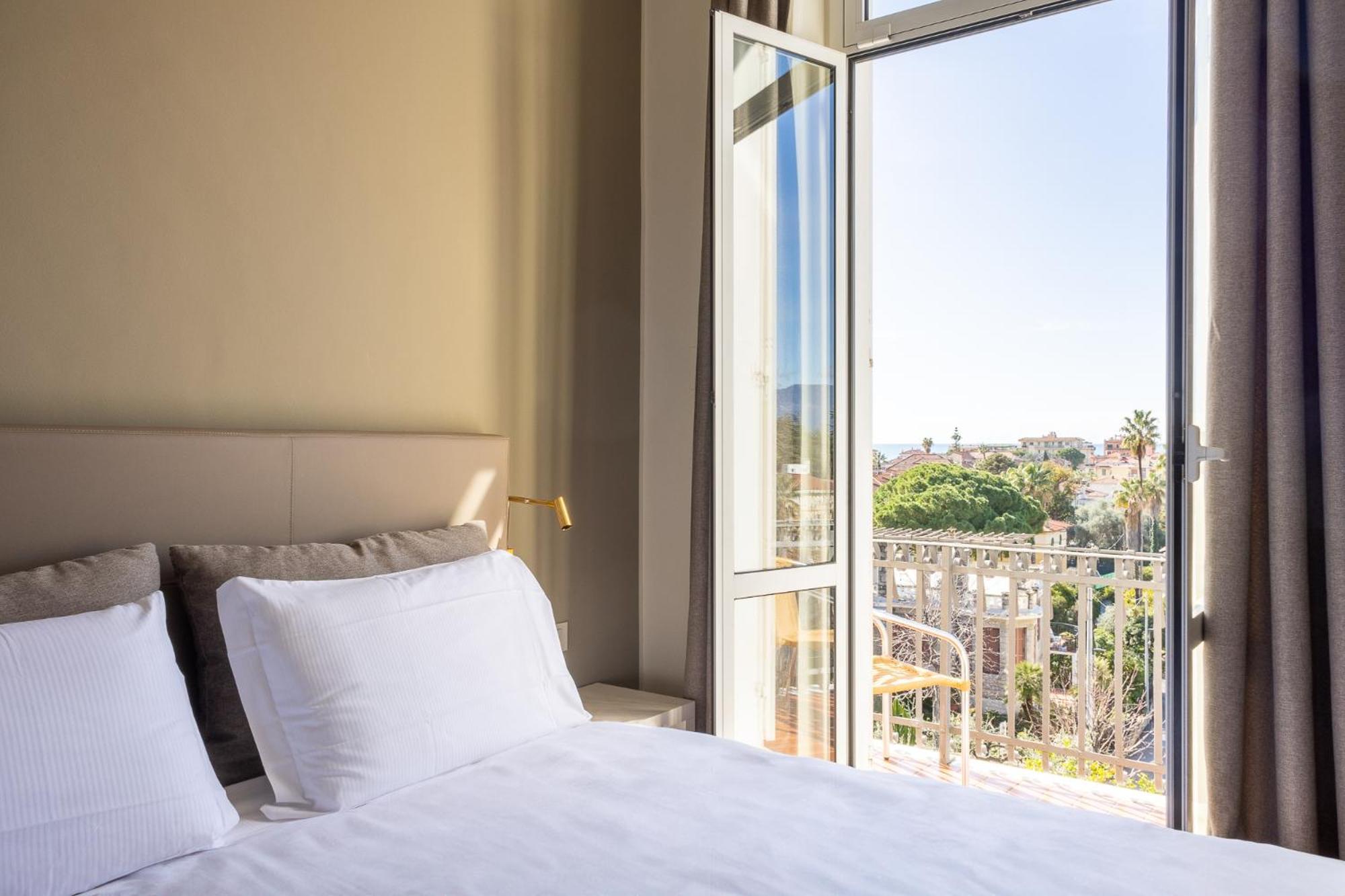 Hotel Villa Elisa & Spa Bordighera Bagian luar foto