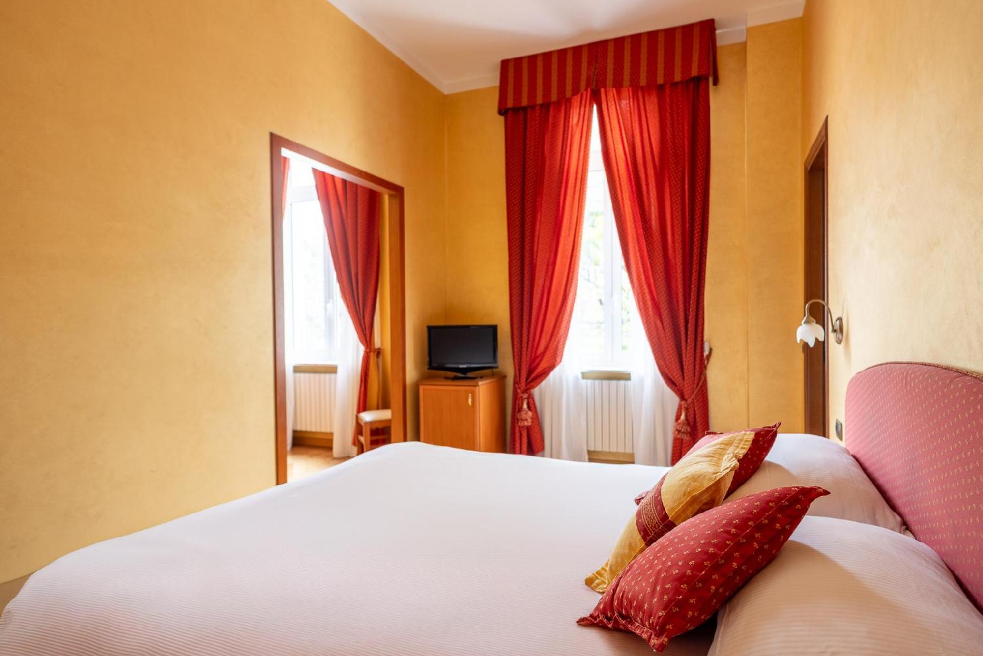 Hotel Villa Elisa & Spa Bordighera Bagian luar foto